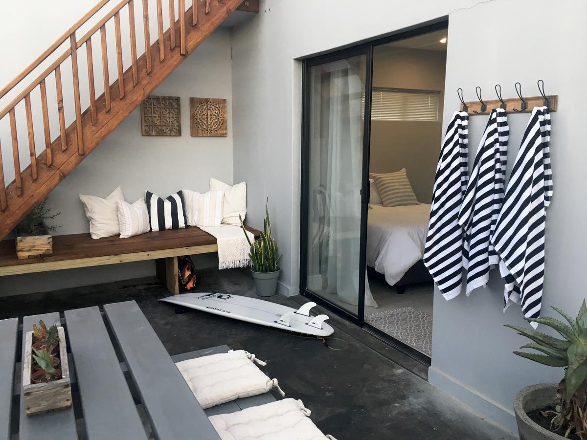 Lower Point Surf Studio Jeffreys Bay Exterior foto